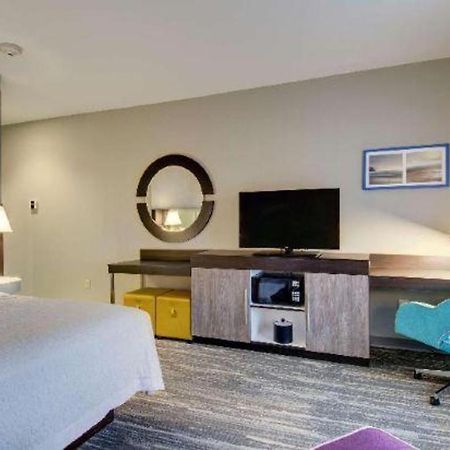 Hampton Inn & Suites Boston/Stoughton Exteriér fotografie