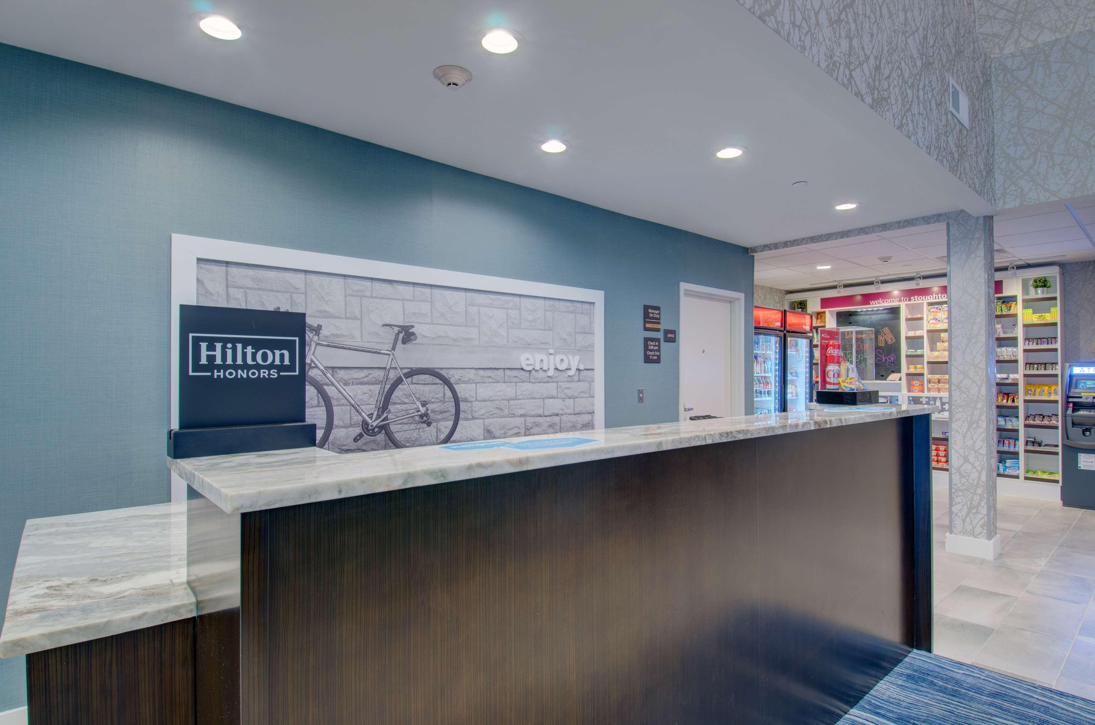 Hampton Inn & Suites Boston/Stoughton Exteriér fotografie