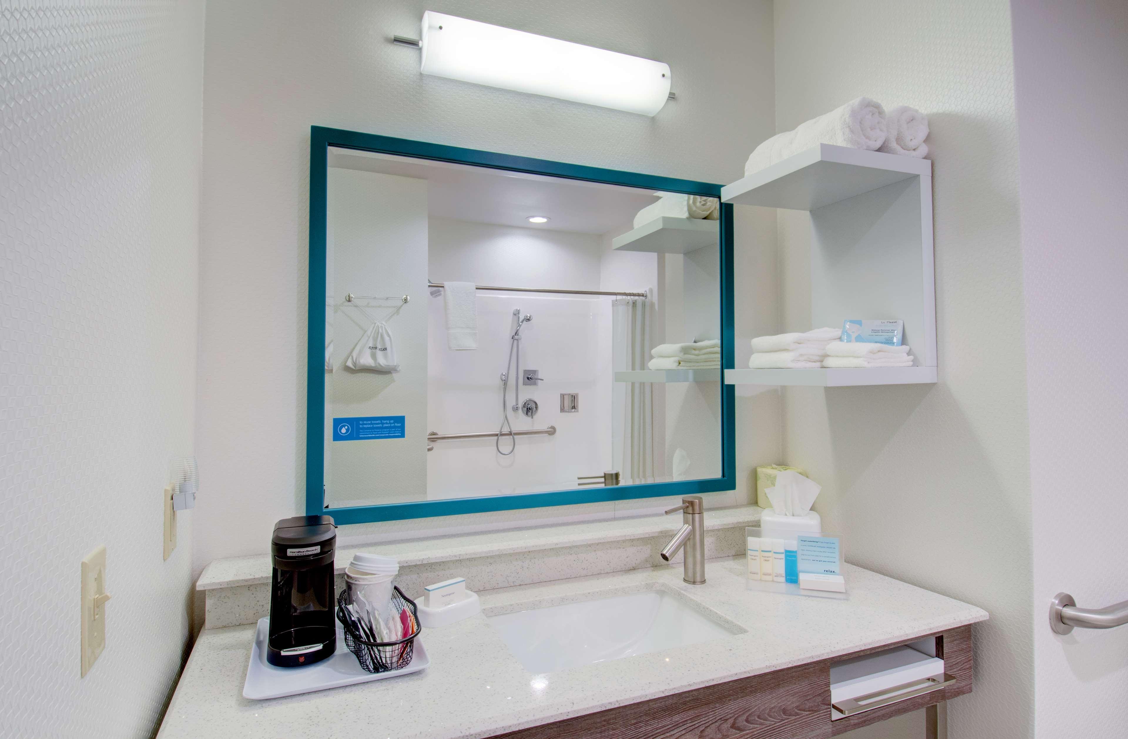 Hampton Inn & Suites Boston/Stoughton Exteriér fotografie