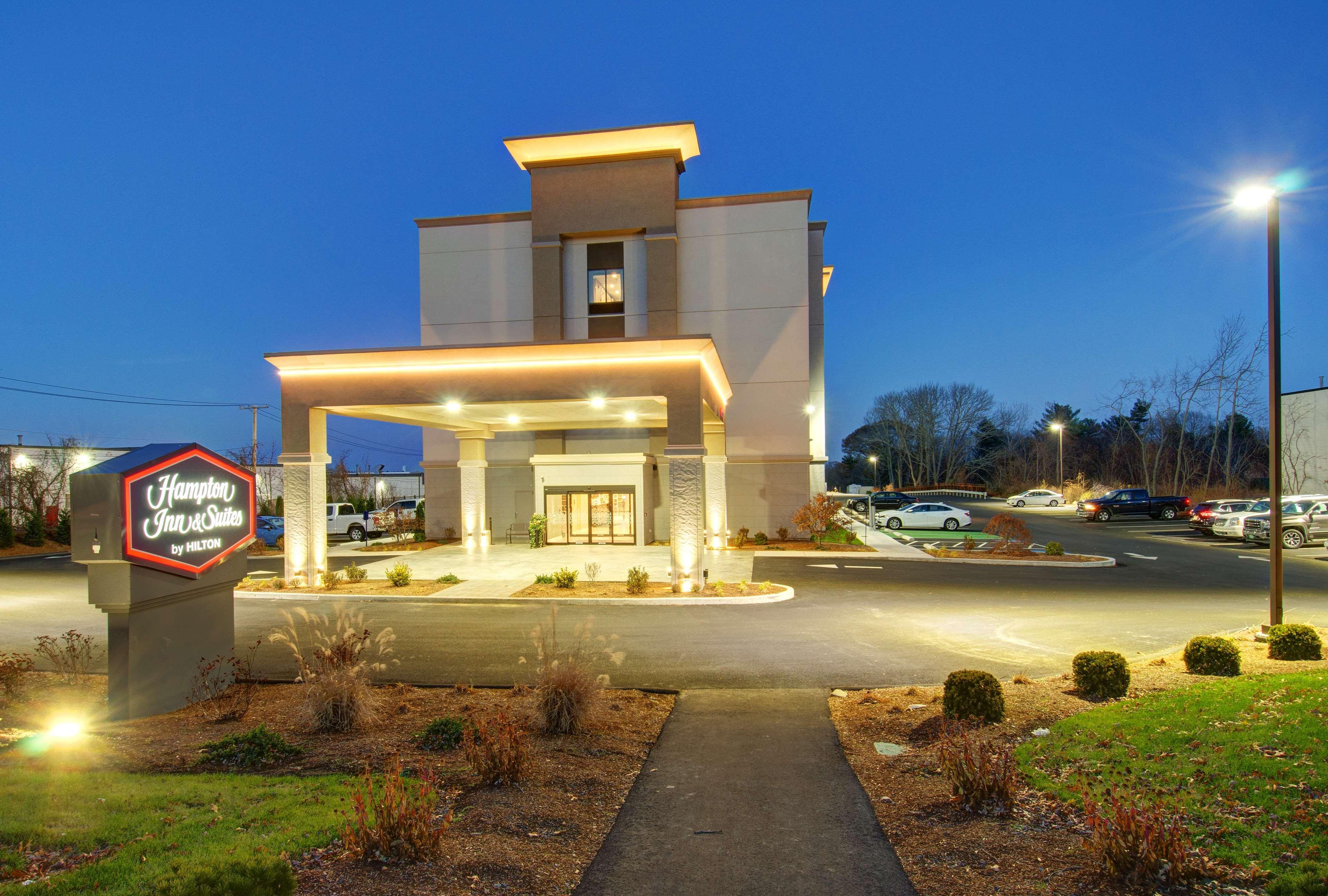 Hampton Inn & Suites Boston/Stoughton Exteriér fotografie